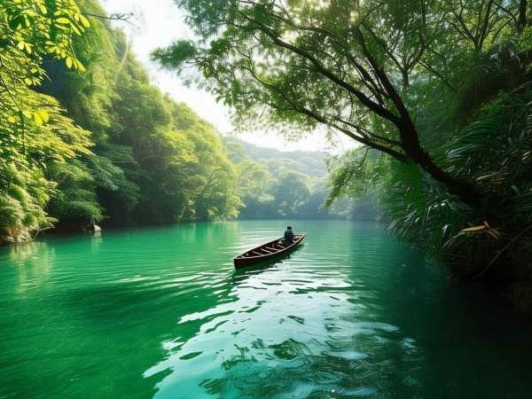 杭州双溪漂流，沉浸山水间的宁静之旅